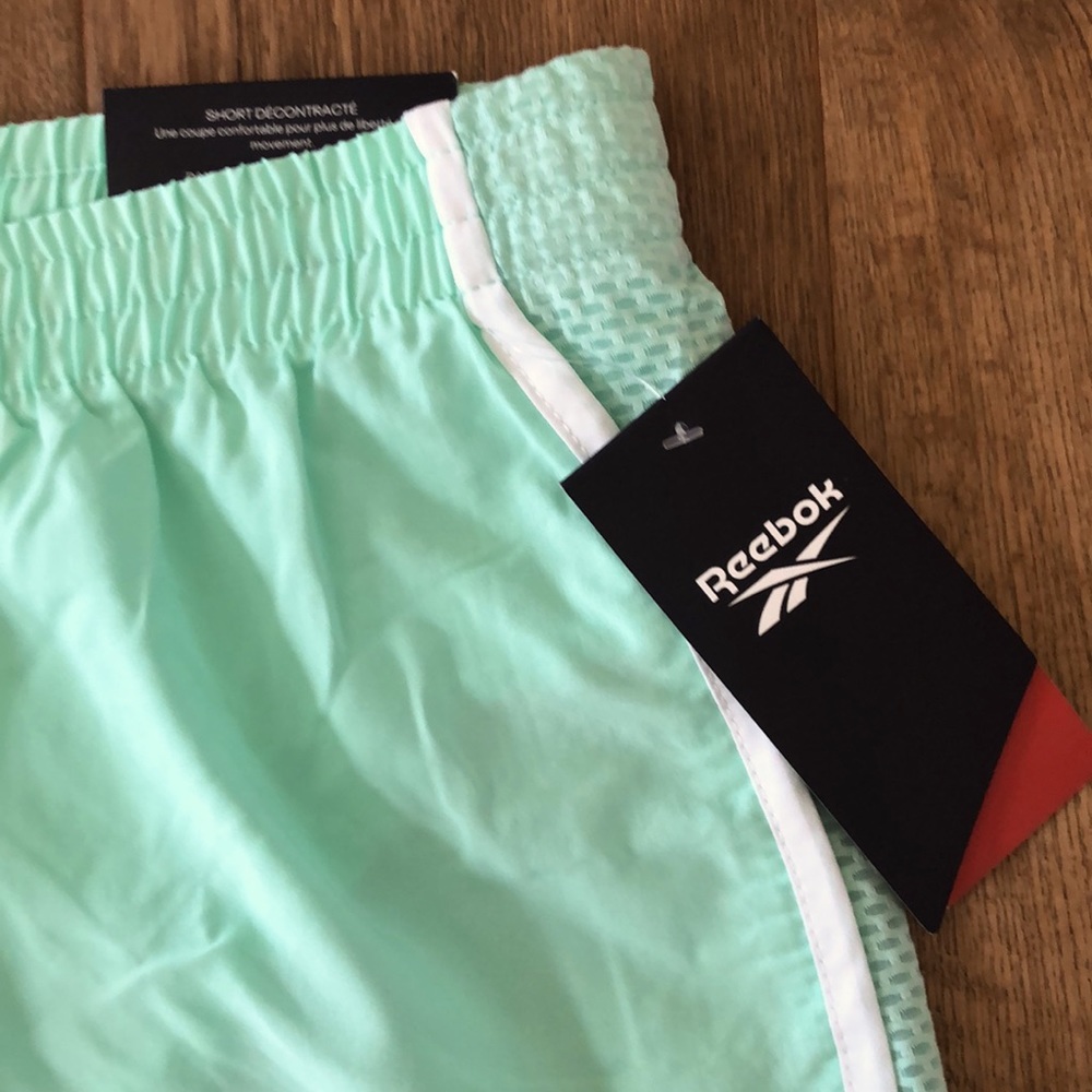 Reebok Shorts - Picture 3 of 4